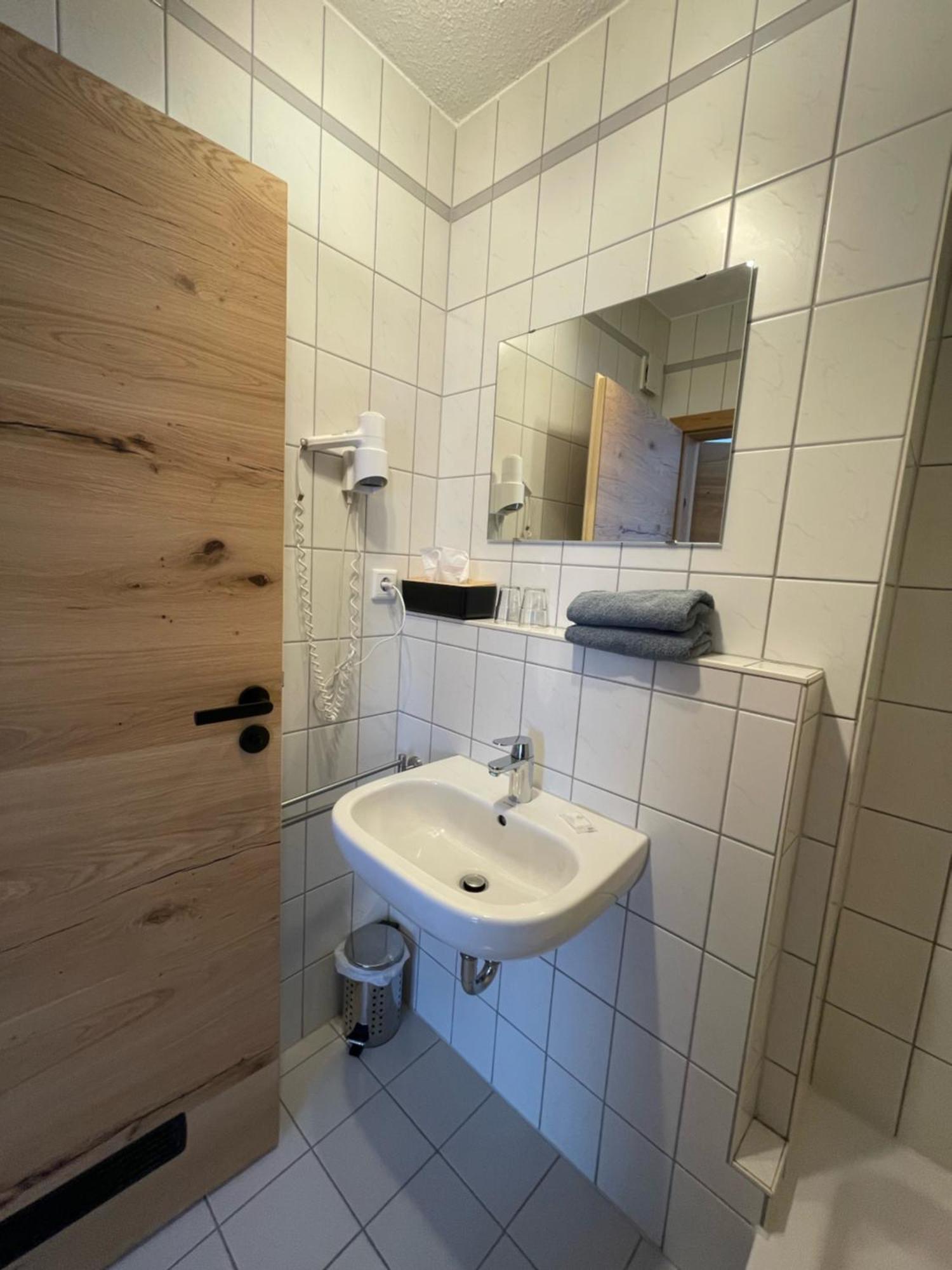 Hotel Weisses Ross Konnersreuth Esterno foto